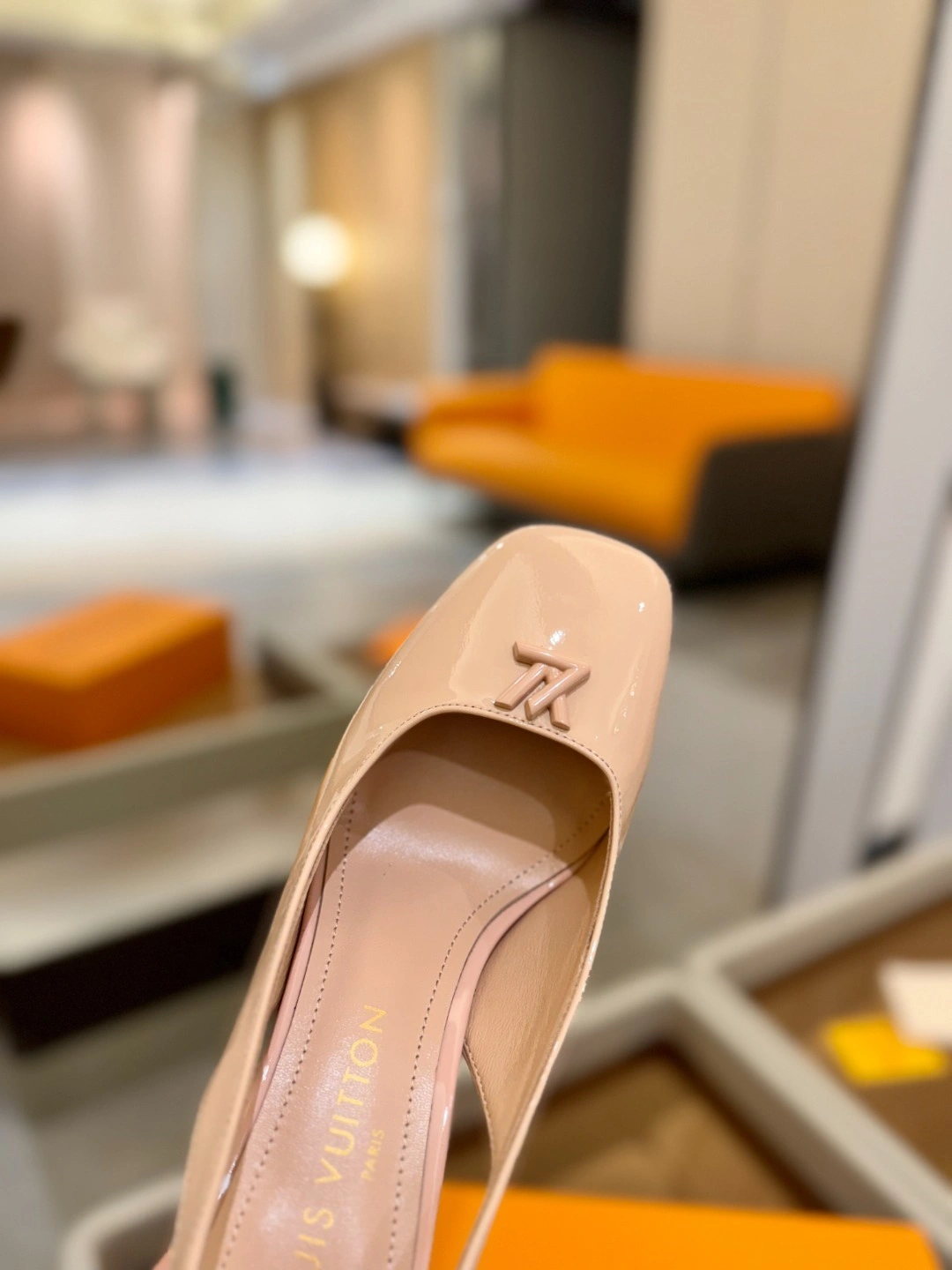 COCO-- 8V 1AGUJP Calfskin goatskin Heel height：8.5CM item:E-X158D4123
